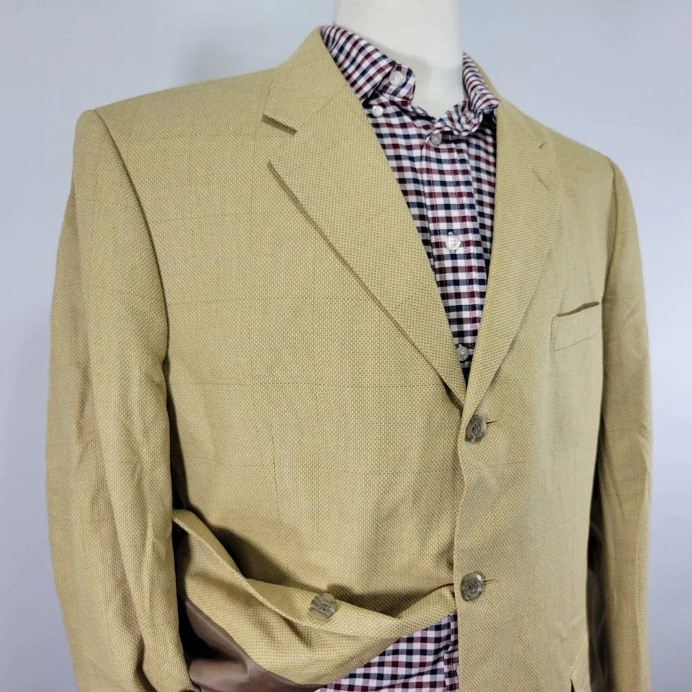 Jones New‎ York Men's Sport Coat Blazer Three Button Beige Plaid Silk Wool 44R